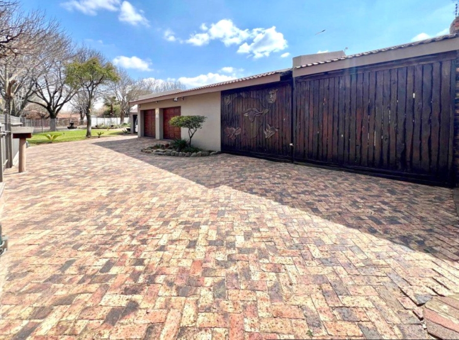 4 Bedroom Property for Sale in Sasolburg Free State